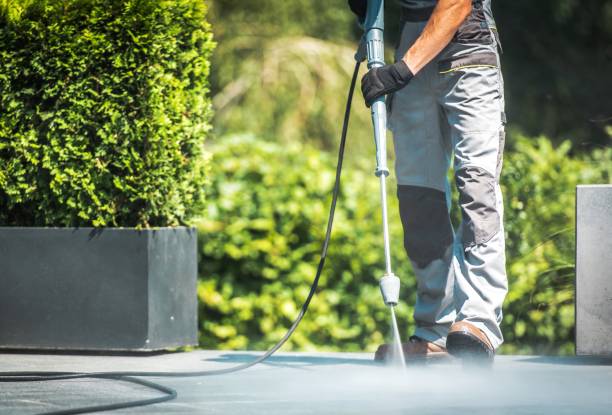 Best Parking Lot and Garage Cleaning  in Waverly, IA